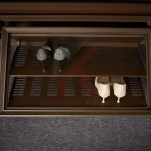 Pull out shoe rack